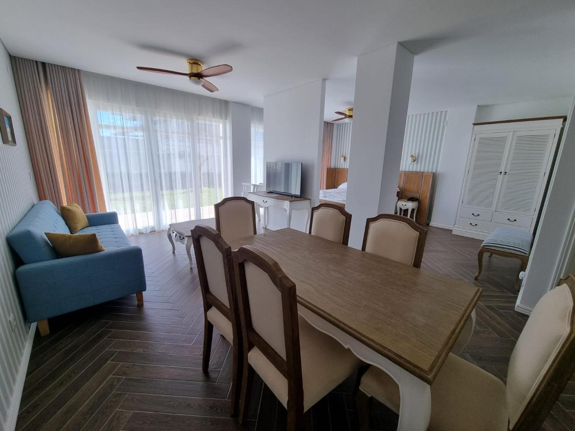 Ocean View Apartments Лорінян Екстер'єр фото